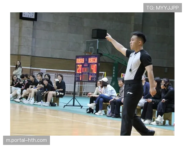 裁判视角下非篮球动作识别训练 联盟定期组织案例研讨会提准确率